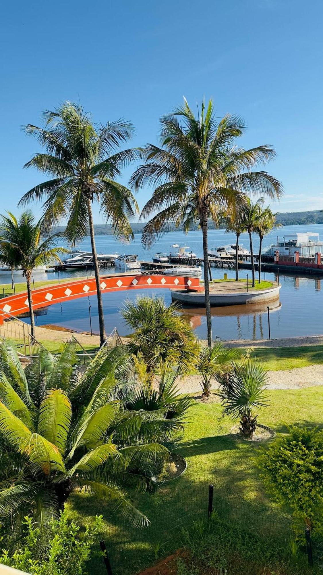 Luxuoso Flat Lake Side Com Vista Para O Lago Brasília Luaran gambar