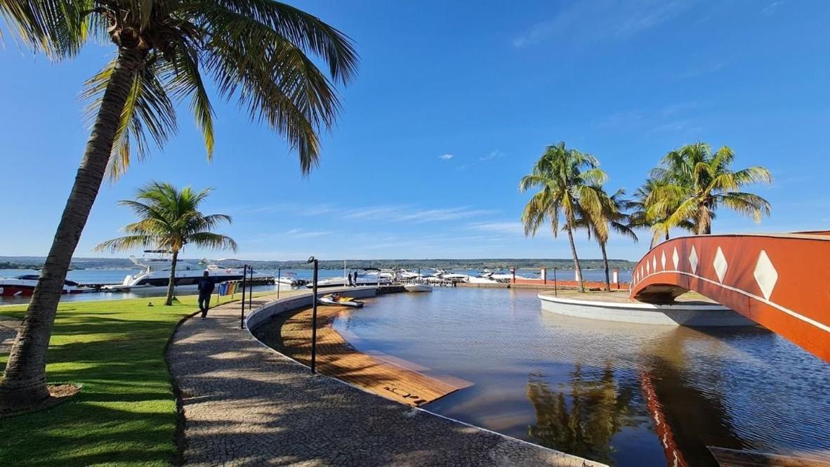 Luxuoso Flat Lake Side Com Vista Para O Lago Brasília Luaran gambar