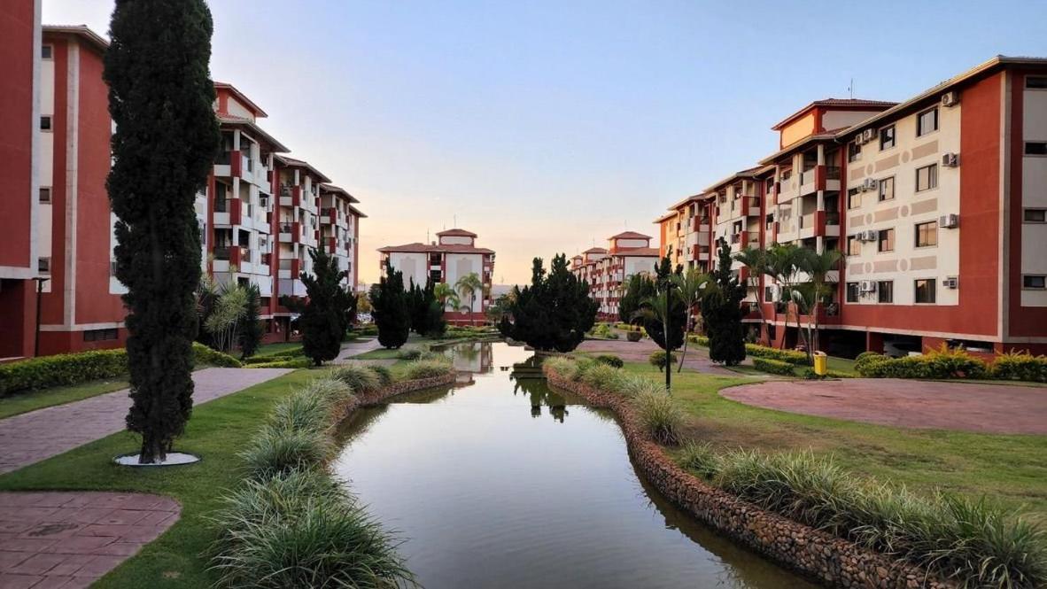 Luxuoso Flat Lake Side Com Vista Para O Lago Brasília Luaran gambar